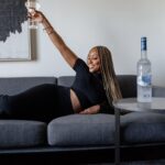 Shiona Turini Instagram - Two classics that never go out of style: a @greygoose martini and a LBD 🖤 #greygoosepartner #ViveLaVodka