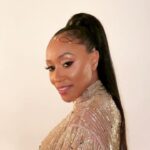 Shiona Turini Instagram - Golden girl 💰Kicking off the holiday season with the best beat by  @valentino.beauty #valentinobeautypartner