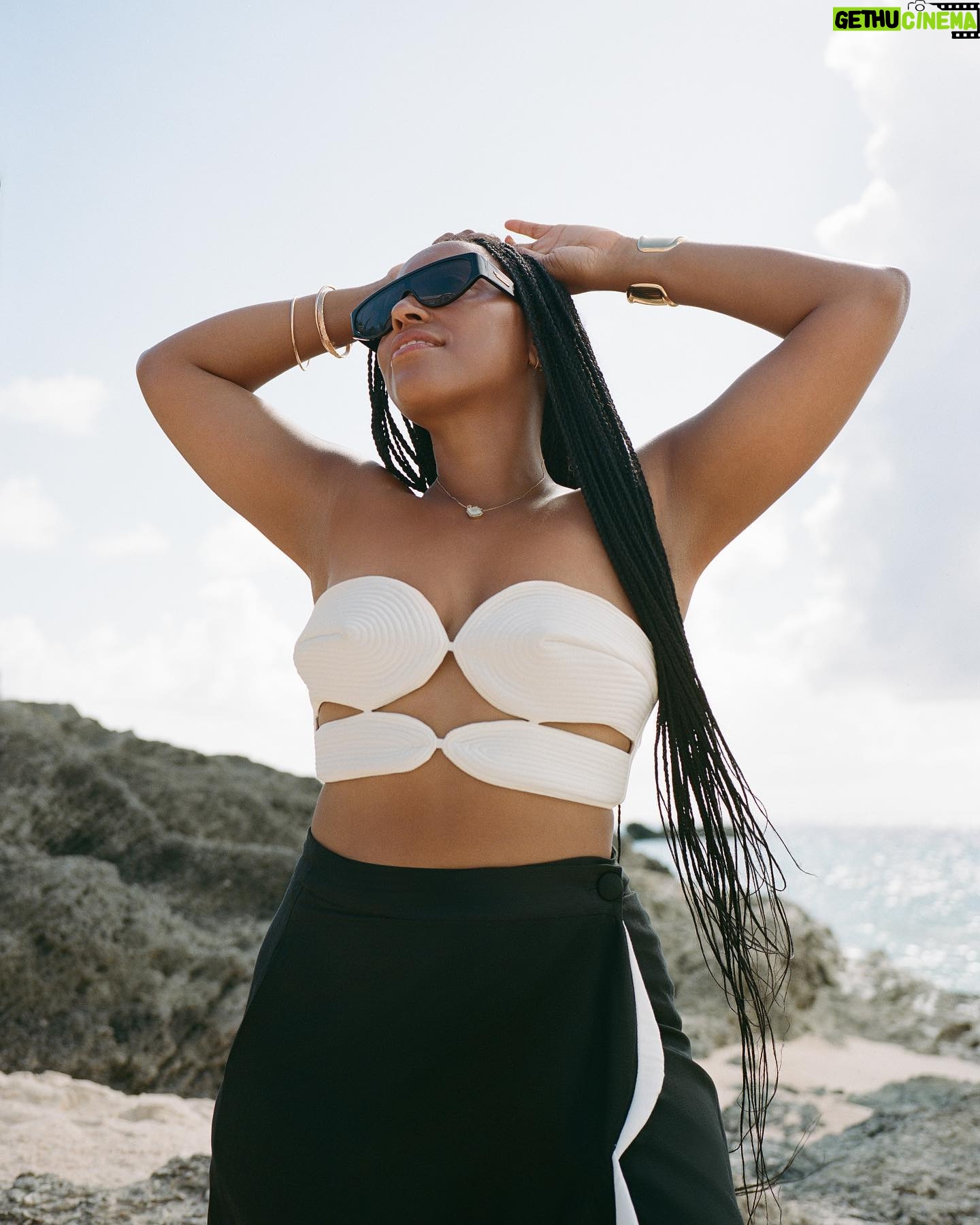 Shiona Turini Instagram - In honor of the best day of the year here’s all of my favorite B’s - Bermuda, beaches, and bathing suits. @adrianadegreas thanks for making bathing suits that can moonlight as cut out tops, now available on @amazonluxurystores. Perfect for a birthday mermaid like me #ad