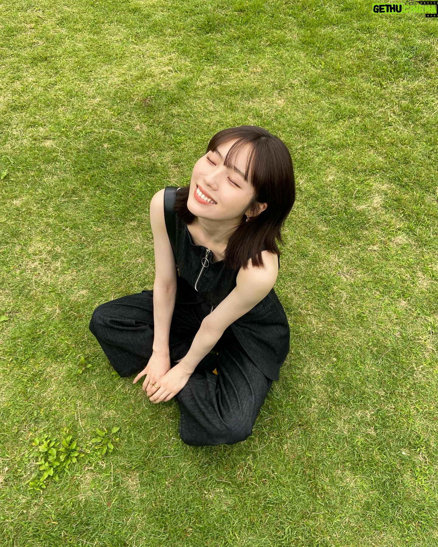Shiori Akita - 6.7K Likes - 🍃
みんな最近なにしてるのー?