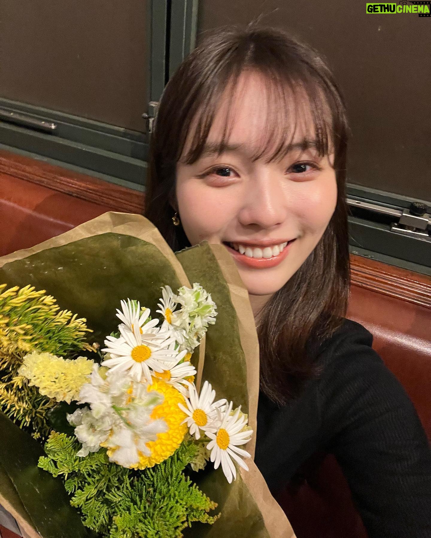 Shiori Akita - 10.2K Likes - ㅤ
本日、20歳を迎えました!
わ〜、ついに20代...!
まだ全く実感が湧かなくて
そわそわしています、笑
大人な人間になれるように
これからも頑張りたいと思います!!
20歳のわたしもよろしくお願いします🫶🏻