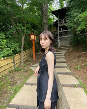 Shiori Akita Instagram - 🍃
みんな最近なにしてるのー？