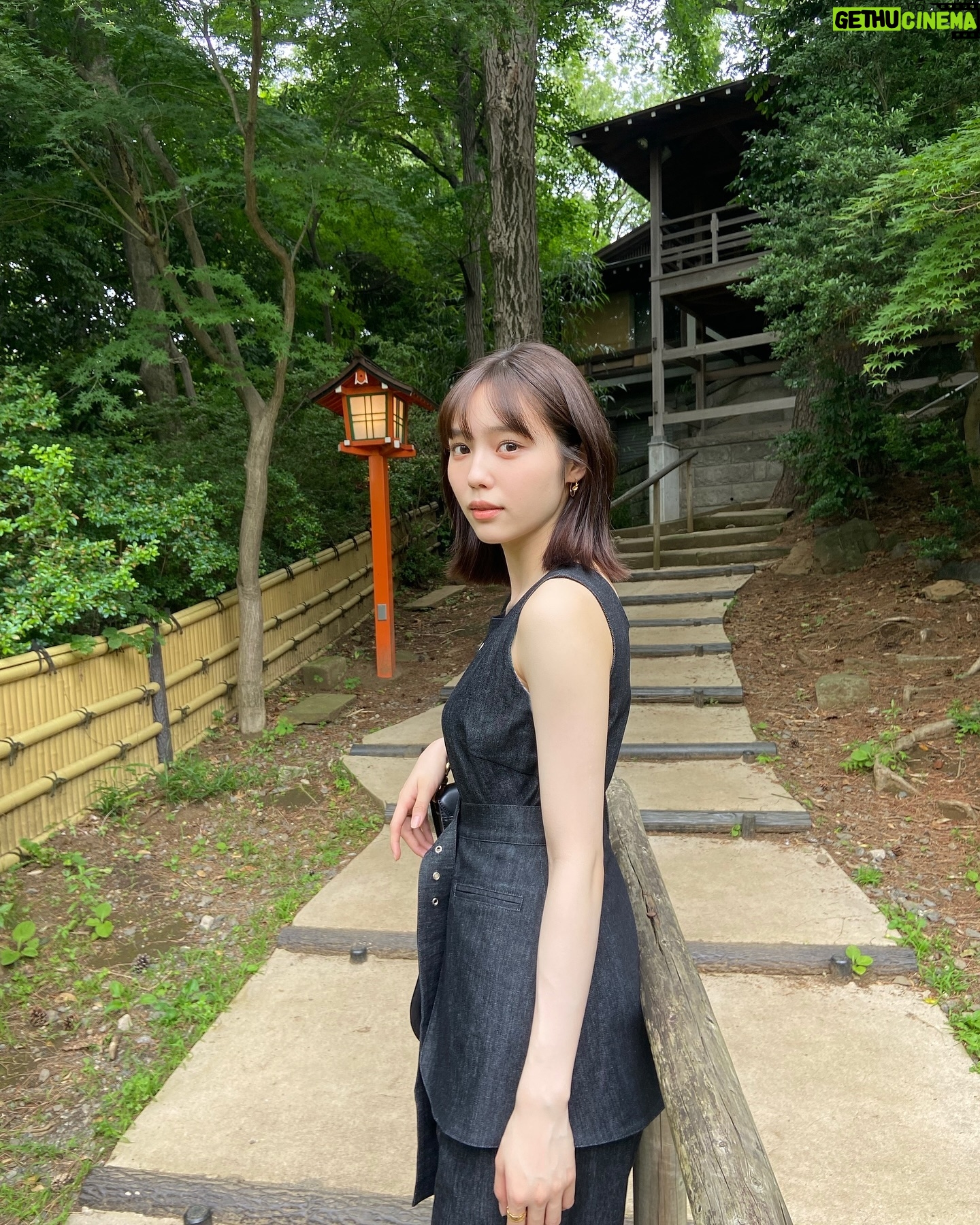 Shiori Akita - 6.7K Likes - 🍃
みんな最近なにしてるのー?