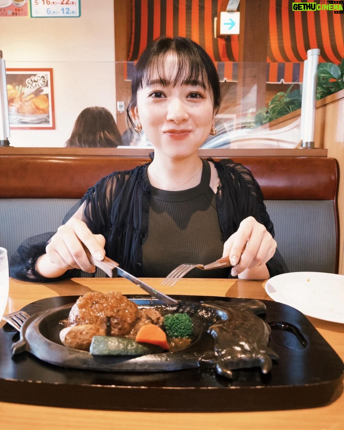 Shiori Sato - 3 Likes - 初浜松🍊さわやかのハンバーグが最強すぎました!
浜松とってもいいところで大好きになりました🤍