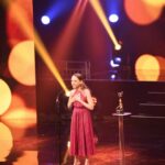 Shira Haas Instagram – Feeling grateful for winning the best supporting actress in the Israeli Oscars for my role in “Noble Savage” and to be nominated for the best leading actress in “Broken Mirrors”.
Thank you so much. Congratulations to everyone.
💜
תודה רבה. אסירת תודה על הזכייה אתמול בטקס פרסי אופיר ועל עצם שתי המועמדויות. שתהיה שנה טובה, מלאה בהתרגשויות קטנות וגדולות, ביצירה ובהכרת הטוב.
תודה וברכות לכל הזוכות והזוכים. 🙏🏻
ותודה לאנשים שהם חלום:
wearing @gadielimelech
makeup @sapir_vrubel
hair @kobikalderon
jewelry @kerenwolf
צילום: ארז בקר