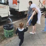 Shira Haas Instagram – When your favorite person visits you on set
❤️ #unorthodoxnetflix
