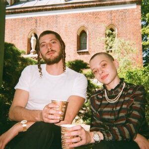 Shira Haas Instagram - More memories to come
A throw back #bts #unorthodoxnetflix ❤️