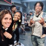 Shiri Appleby Instagram - GROWNISH 💙”Happy Not Knowing”. Working with these actors is pure joy. Check out this super fun episode, streaming now on Hulu! 💫 #directing