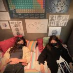 Shiri Appleby Instagram - GROWNISH 🍒 New episode “High Society” airing tonight on Freeform, tomorrow on Hulu. I absolutely love this team. The DP, Mark Doering-Powell, has been nominated the past two years for his work on the show, making shooting a total visual dream. Every day is collaborative, creative and fun. From the writers, costumes, production design, props, Scripty - I keep coming back to be in this environment and work with these artists. I hope you enjoy tonight’s show as much as we enjoyed making it for you 💪🏻 #directing