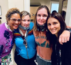 Shiri Appleby Instagram - UNPRISONED ❤️‍🔥 “How To Be A Main Bitch” & “Are You My Mother Wound?”. It was a true career highlight to direct the talented icons Kerry Washington and Delroy Lindo and to be handpicked by Ms. Washington was the real cherry on top. Hope you enjoy the episodes streaming now on Hulu 🍒 #directing