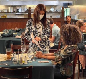 Shiri Appleby Instagram - UNPRISONED ❤️‍🔥 “How To Be A Main Bitch” & “Are You My Mother Wound?”. It was a true career highlight to direct the talented icons Kerry Washington and Delroy Lindo and to be handpicked by Ms. Washington was the real cherry on top. Hope you enjoy the episodes streaming now on Hulu 🍒 #directing