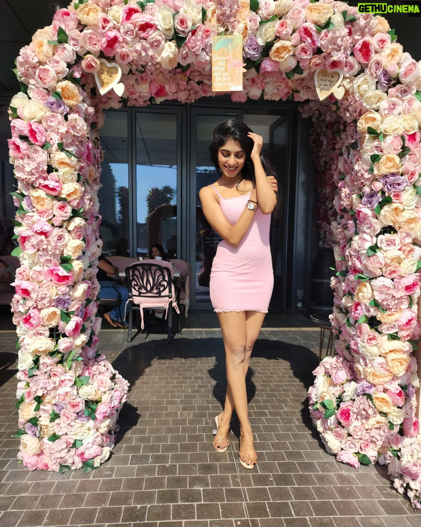 Shirley Babithra - 5.6K Likes - 💗