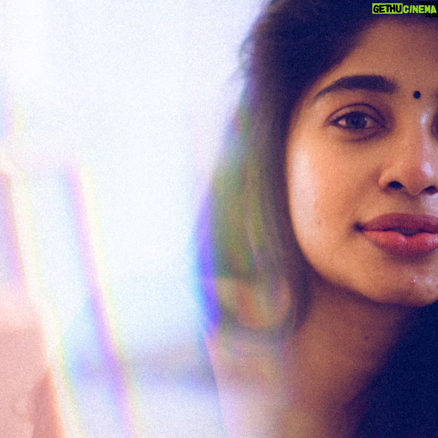 Shirley Babithra - 10.9K Likes - 📷 @navin_prasathh