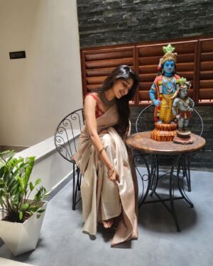 Shirley Babithra Instagram - ❤

#diwalioutfit #tribanga #krishna