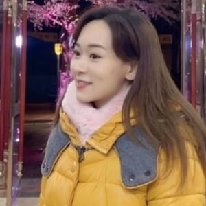 Shirley Yeung Instagram - 哈哈學生時代的我，現在的我變化大嗎？ #楊思琦#szekikk#楊思琦szeki  #明星 #港姐 #妝前妝後  #校園