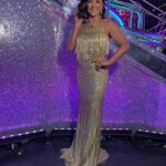Shirley Ballas Instagram - Ready to take my seat for Musicals Week 💛 … we are all in for another week of fabulous dancing. They all look great. Are you tuning in? We’re ready and waiting in the wings. 🎭❤️ Enjoy the show. What snacks have you all got this evening ? Hugs. Xxxx Hair @svenbayerbach Makeup @janeburstow Styling @alexandriastylist #Strictly #musicals #dance #ballroom