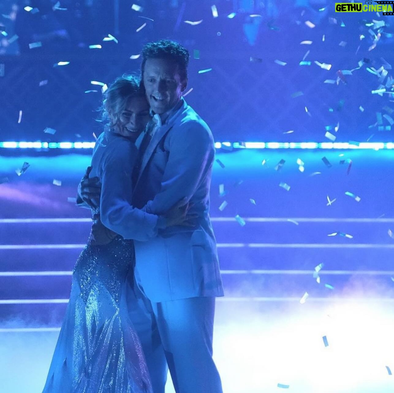 Shirley Ballas Instagram - What an epic @dancingwiththestars finale last night. An absolute pleasure watching the show this year. 💛 it’s been fantastic getting a double dose of dancing after @bbcstrictly on a Saturday. A huge congratulations to @valentin and @_xochitl.gomez for winning the Mirrorball. You were both outstanding. Well done to all who took part from the very very beginning. It takes courage to sign up and stamina to complete a show like this. To all the finalists, every one of you was a winner in your own right. You all put forward something unique and very very special. It was just unbelievable to watch the dynamics between the teams. I couldn’t have been prouder of each and every one of you. Of course a big shoutout to @markballas and @charlidamelio for returning and doing an honour dance. It was epic. Shout out to all the judges @brunotonioliofficial @derekhough @carrieanninaba, the hosts @juleshough @therealalfonsoribeiro, the real stars of the behind the scenes team and to Conrad Green for getting the show to such a high standard. Thank you for all the pleasure that you give to so many. Wow. Xxx 🔥