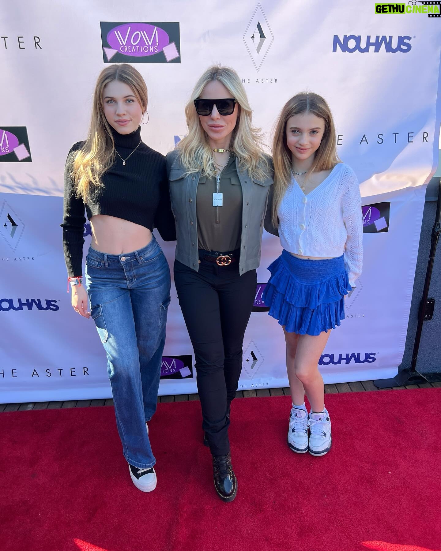 Shirly Brener Instagram - a beautiul day in sunny LA π we had a lovely time at the pre-Emmy Lifestyle & Gifting lounge thank you @wowcreations @theasterlosangeles for hosting us at ur stylish & chic event as always ur the best! π«ππποΈπ