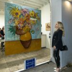 Shirly Brener Instagram - SPECTACULAR OPENING NIGNT!!! ✨🌻🌷🌻💐🌷💫brucerubensteinart Solo Exhibition in Los Angeles “WELCOME TO THE PHARCYDE”✨🖼️✨ at @artplexgallery show will be running through end of month 👨🏼‍🎨 👈🏼 swipe for more cool photos • 📸 ph by @matthew_deere_art