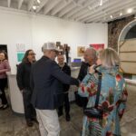 Shirly Brener Instagram - SPECTACULAR OPENING NIGNT!!! ✨🌻🌷🌻💐🌷💫brucerubensteinart Solo Exhibition in Los Angeles “WELCOME TO THE PHARCYDE”✨🖼️✨ at @artplexgallery show will be running through end of month 👨🏼‍🎨 👈🏼 swipe for more cool photos • 📸 ph by @matthew_deere_art