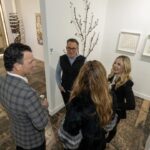 Shirly Brener Instagram - SPECTACULAR OPENING NIGNT!!! ✨🌻🌷🌻💐🌷💫brucerubensteinart Solo Exhibition in Los Angeles “WELCOME TO THE PHARCYDE”✨🖼️✨ at @artplexgallery show will be running through end of month 👨🏼‍🎨 👈🏼 swipe for more cool photos • 📸 ph by @matthew_deere_art
