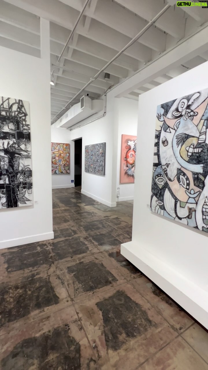 Shirly Brener Instagram - AMAZING CHIC OPENING NIGNT!!! @brucerubensteinart Solo Exhibition in LA “WELCOME TO THE PHARCYDE”✨🖼️✨ at @artplexgallery thank you to everyone who attended and contributed to the night’s success 🩶🩶👨🏼🎨💫