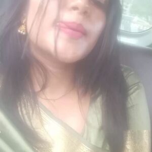 Shiyara Sharmi Instagram - No filter 😏😌

#sareelove #nosepin #girly