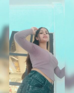 Shiyara Sharmi Instagram - strange ☜⁠ ⁠(⁠↼⁠_⁠↼⁠)
