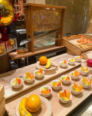 Shizuka Anderson Instagram - Breakfast at the Hilton’s Marble Lounge was so beautiful! 😍✨

Christmas has already arrived at the Hilton Tokyo so we were able to enjoy a lovely continental breakfast with a side of Christmas market. 🎄✨

It was a wonderful end to a wonderful little staycation, ended with a coffee upstairs at the Executive Lounge where we could even see Mount Fuji through the window! 🗻

Thank you @hiltontokyo for the magical time! ❤️ Definitely hope to be back again. 🥰✨
………….………….………….………….………….………….……………

Did you guys enjoy this peek inside a 5-star hotel? 👀
What would you like to see me post more of? 
Let me know! ❤️❤️

@hiltontokyo @tokyoweekender @timeouttokyo_ 

#hiltontokyo #staycation #tokyo #marblelounge #breakfast #christmas #christmasmarket #luxuryhotel #continentalbreakfast #traveltokyo #japan #ヒルトン東京 #東京 #東京ホテル #ステイケーション #高級ホテル #マーブルラウンジ #朝食 #クリスマス #クリスマスマーケット
