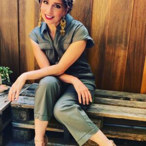 Shoshannah Stern Instagram - I practically live in jumpsuits. They’re so easy to dress up or down! This one from #nowgenxkohls is a new fave. Many thanks to @nowandgen for this fabulousness! 😍