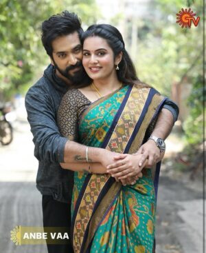 Shreegopika Chandran Instagram - A journey with beautiful memories 💕
It’s time to thank all the audience of Anbevaa for the love and support. Kanmani was one of my favourite character and it’s very close to my heart. Once again thanking all my lovely audience for your ANBE 💕

@suntv @saregamatvshows_ @brvssk