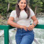 Shruthi Selvam Instagram – The Smile is Real♥️🧿 
.
#shruthiselvam #travel #kashmir #smileisreal #happy #peaceful #positivevibes