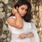 Shruthi Selvam Instagram – 🌙 
.
Pc: @samjeremiahj 
Makeup: @yaanjiartista 
Retouch: @thejan__ 
.
#shruthiselvam #photoshoot