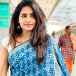 Shruthi Selvam Instagram – Keeping it simple🤍 
.
Makeup: @yaanjiartista @yasmin.makeover 🤌♥️ 
.
#saree #sareephotoshoot #shruthiselvam