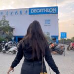 Shruthi Selvam Instagram – ‘AARAMBIKKALAMA?’ 

Decathlon’s initiative to inspire a healthy lifestyle. 

Visit your nearest Decathlon store on Feb 3rd & 4th, participate in challenges and stand a chance to win fitness products 

🎉 Plus, enjoy an extra 5% off on purchases above 999 INR. Let’s begin this fitness adventure together!

📍Stores : 

*Chennai*
Nolambur
Nexus Vijaya Mall, OMR Perungudi 
OMR Marina Mall
Anna salai
Express Avenue 

*Outside Chennai*
Trichy
Madurai
Salem
Coimbatore