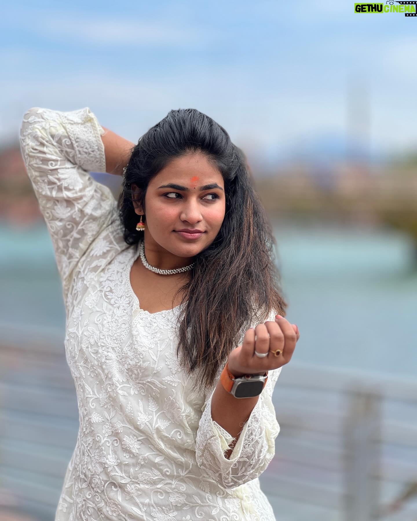 Shruthi Selvam Instagram - Haridwarđ¤ #shruthiselvam #travel