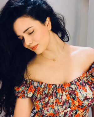 Shruti Kanwar Instagram - You need you, more than you need them.✨