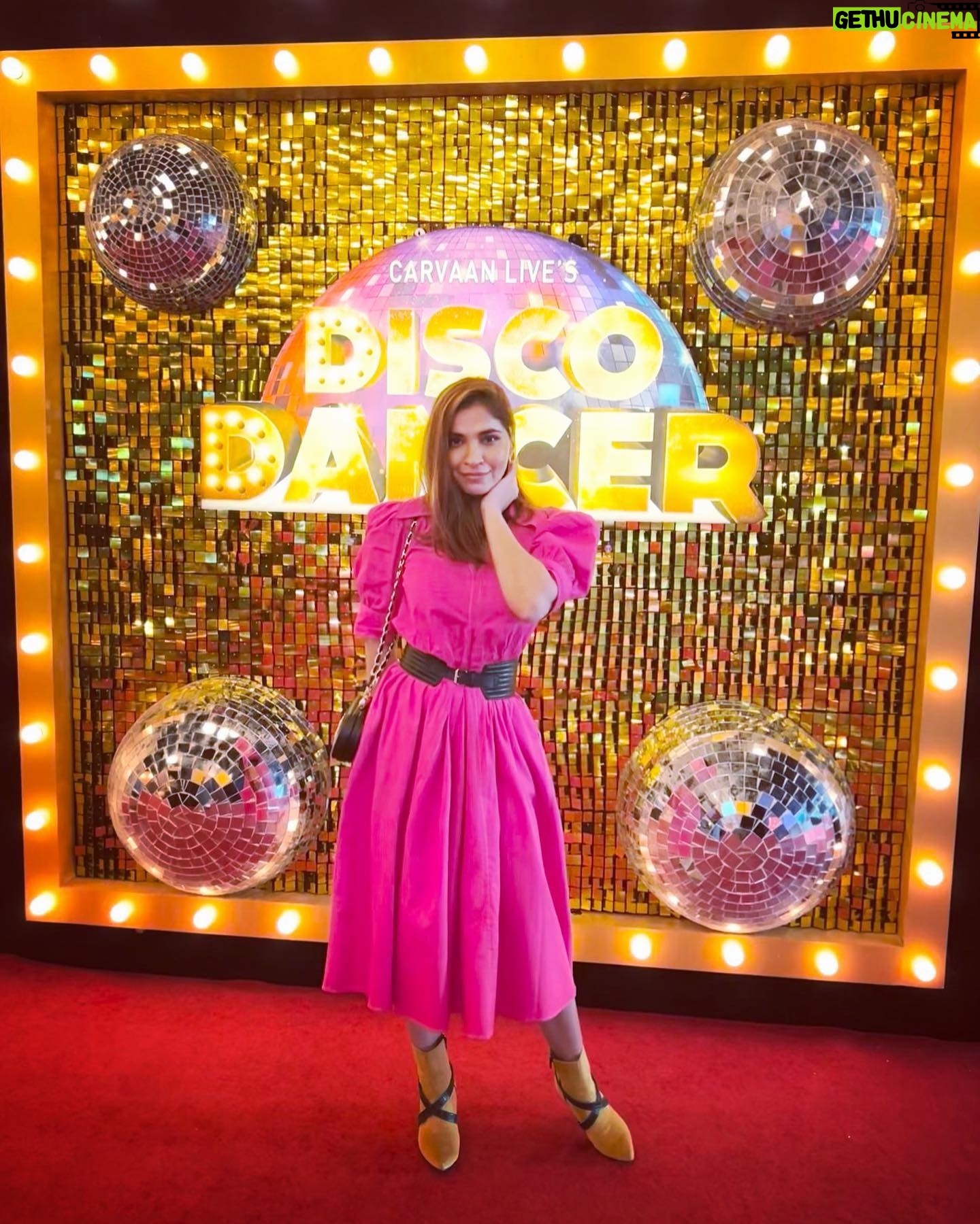 Shruti Pathak - 510 Likes - Main ek disco… Tu ek disco… Duniya hai ek disco!!!!! 🕺
@discodancerthemusical #mumbaipremier #discodancer