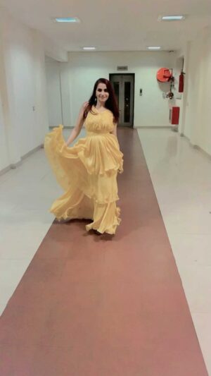 Shruti Pathak Instagram - Tere ishq pe mar jaawaan 💛