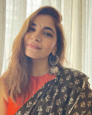 Shruti Pathak Instagram - It’s a chill day with Ganpati Bappa 🧿