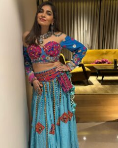 Actress Shruti Pathak HD Instagram Photos and Wallpapers January 2024