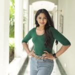 Shruti Reddy Instagram - 💚✨ 📸: @deepak_durai_photography Retoucher: @ashishsom @manassompurapix Makeup & hair: @deepasalomi Managed by: @mahendrababu2590 @thanga_18