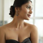 Shruti Reddy Instagram - Well-versed in etiquette! ♥️ 📸: @deepak_durai_photography Retoucher: @ashishsom @manassompurapix Makeup & hair: @deepasalomi Managed by: @thanga_18 @mahendrababu2590