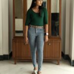 Shruti Reddy Instagram - 💚✨ 📸: @deepak_durai_photography Retoucher: @ashishsom @manassompurapix Makeup & hair: @deepasalomi Managed by: @mahendrababu2590 @thanga_18
