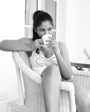 Shruti Reddy Instagram - I’m fueled by happy thoughts and coffee 🤍

📸: @deepak_durai_photography 
Retoucher: @ashishsom 
Makeup & hair: @deepasalomi 
Managed by: @thanga_18
@mahendrababu2590