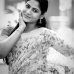 Shruti Reddy Instagram - This #saree in #blackandwhite feels like a #dreamy #movie 🤍💗🦋