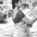 Shruti Reddy Instagram - This #saree in #blackandwhite feels like a #dreamy #movie 🤍💗🦋