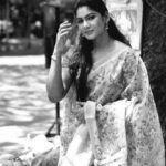 Shruti Reddy Instagram - This #saree in #blackandwhite feels like a #dreamy #movie 🤍💗🦋
