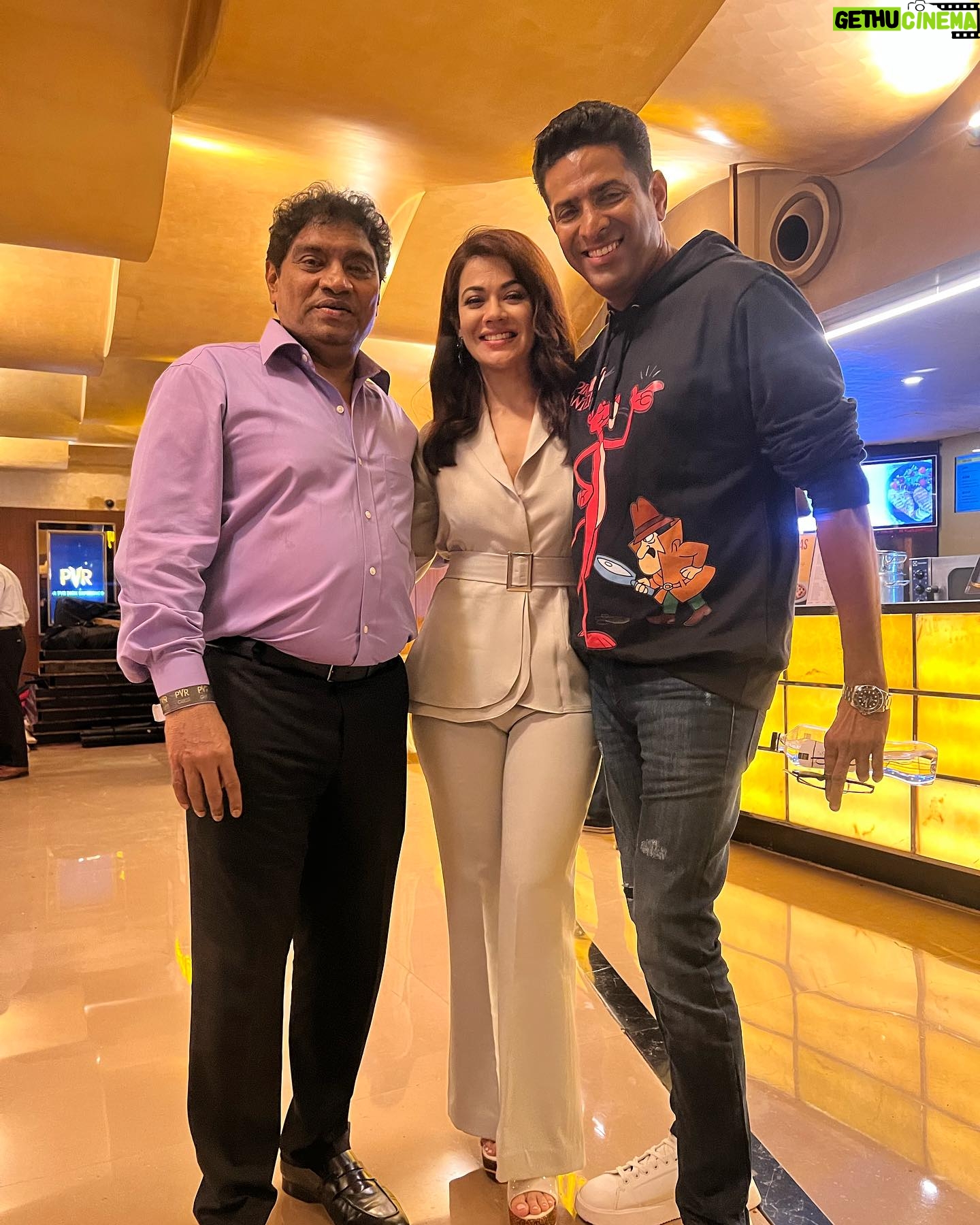 Shweta Gulati - 2.3K Likes - At the trailer launch of my Marathi Film #अफलातून coming on July 21st in the theatres near you.
Styled by @designersneha1 @nagma_the_fashion_hub 🤍
Outfit @houseoftayaofficial