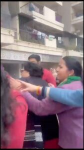 Shweta Gulati Instagram - #justiceforbhavna . Shame on Gaur City Noida! Shame on us, for not uniting and getting justice to these innocent women! Shame on Media for not covering this incident! . . . . . #justicefordogs #justice #womensafety #dogfeeders #dogfeeder #indianmedia #satyamevjayate #jaihind